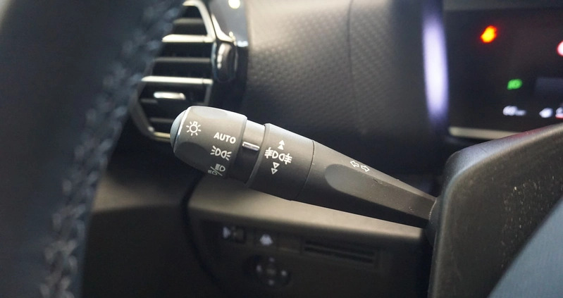 Citroen C4 cena 109900 przebieg: 29721, rok produkcji 2021 z Trzcińsko-Zdrój małe 596